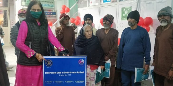 Food Packets Distributed by Ayaas Prayas