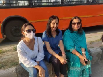 Ayaas Prayas Children at Yamunotsav