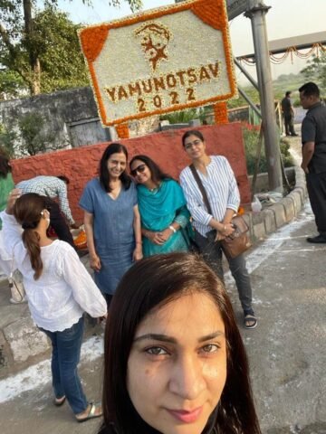 Ayaas Prayas Children at Yamunotsav