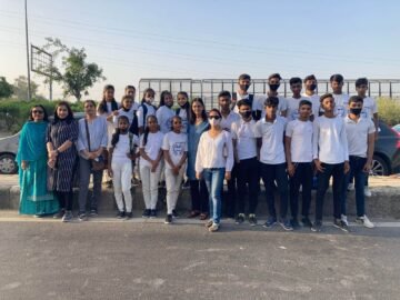 Ayaas Prayas Children at Yamunotsav