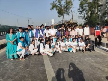 Ayaas Prayas Children at Yamunotsav
