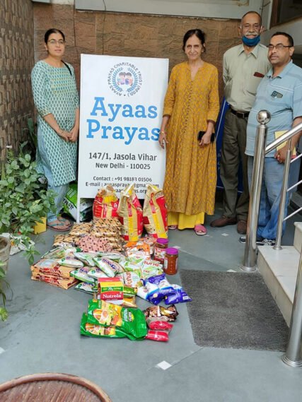 Ration Given to Old Age Home