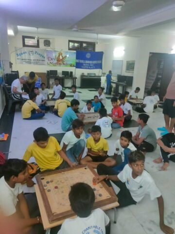 Aayas Prayas Organizes Children's Indoor Matches