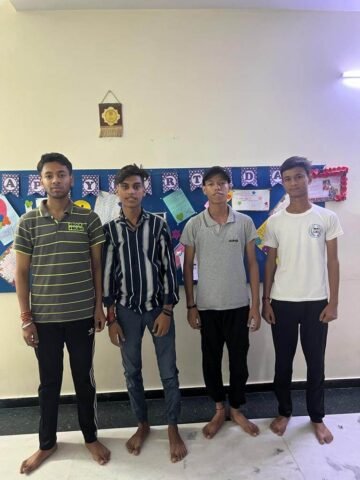 Aayas Prayas Organizes Children's Indoor Matches