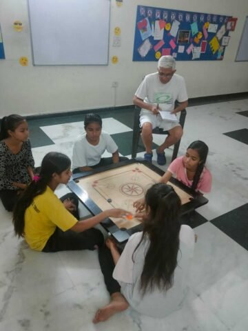 Aayas Prayas Organizes Children's Indoor Matches